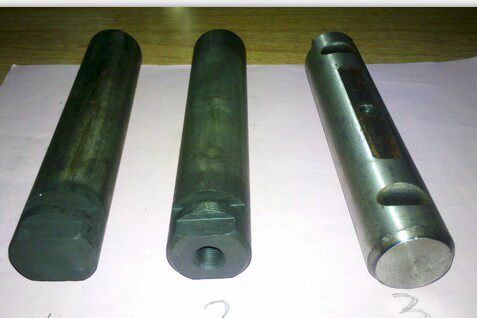 适用于货车戴姆勒欧曼gtl板簧销轴etx弹簧钢板销轴est钢板弹簧销9