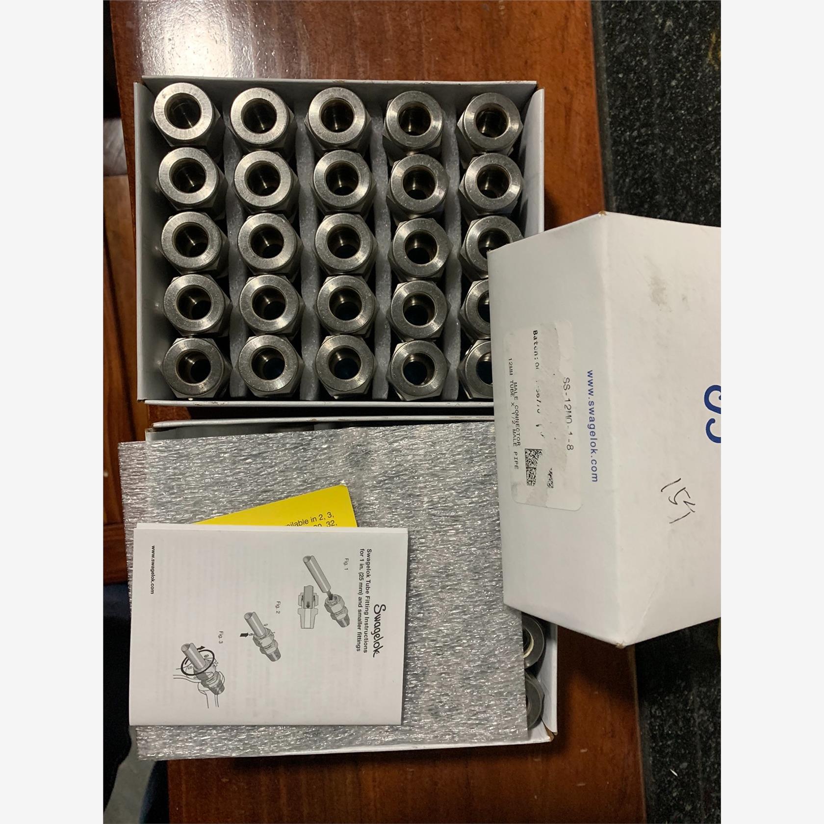 世伟洛克；终端接头1/2npt转12mm，型号SS-12MO