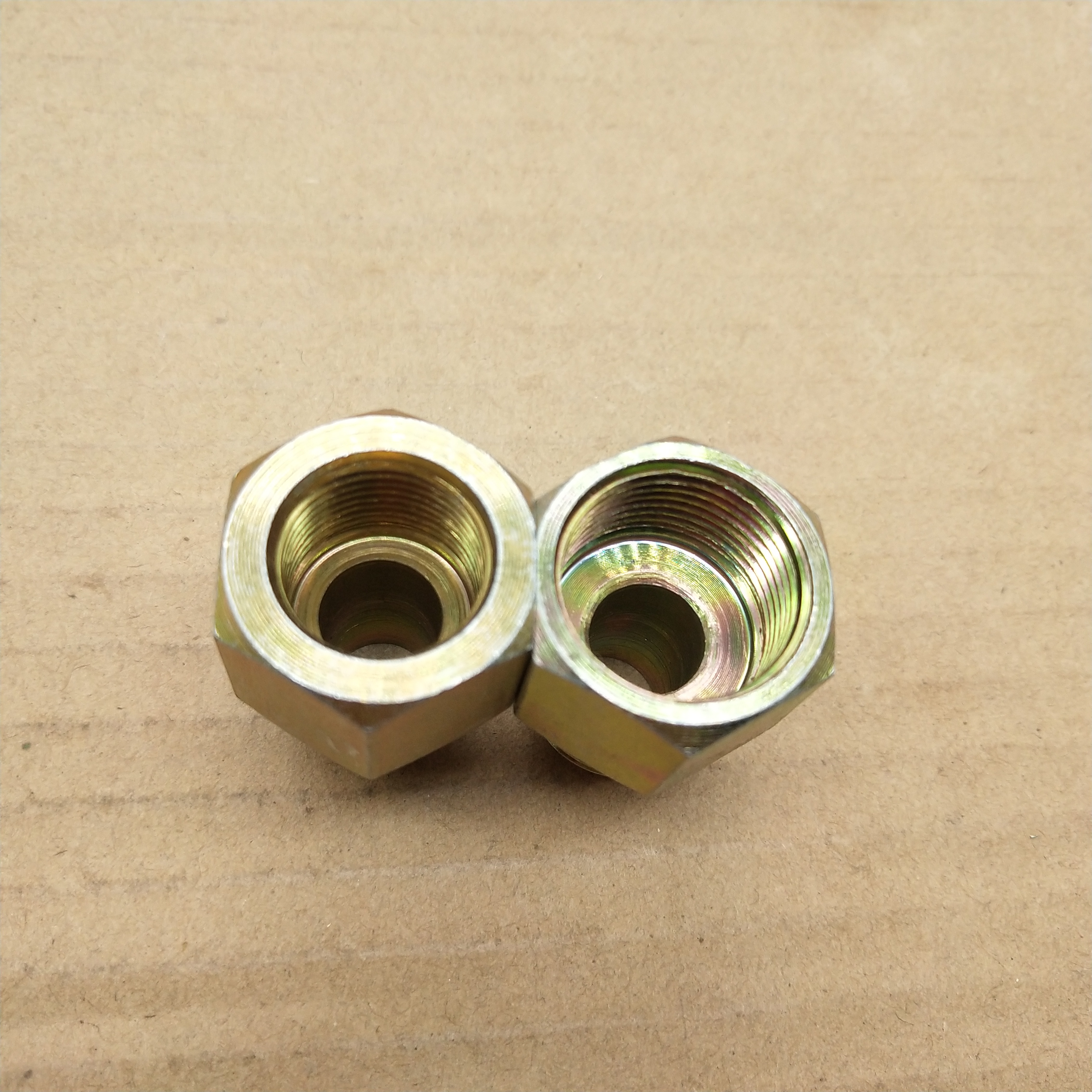 外丝扩口型转内高压铁接