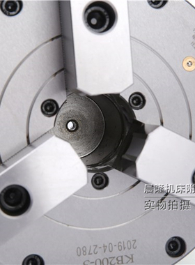 三爪半通孔气动卡盘 钢体 KB110-3、130、160、200、250、320