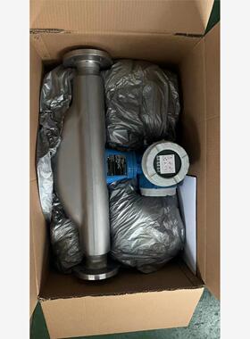 E+H质量流量计83F50现货两台   需要的可以联系我