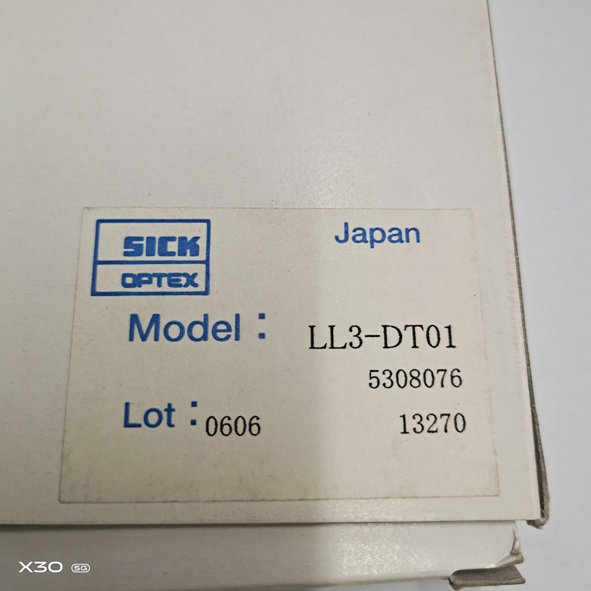 询价原装进口德国施克西克SICK光纤传感器LL3-DT01 订货号5308076