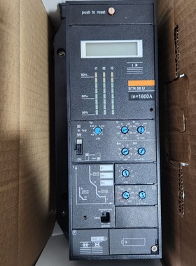施耐德梅兰日兰控制器STR58U 带显示屏 库存货产品很新质