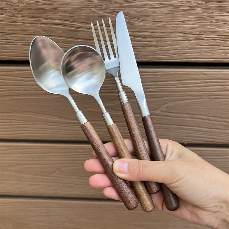 【自留】木柄304不锈钢刀叉餐具勺子甜品叉雪糕勺意粉叉日式汤勺