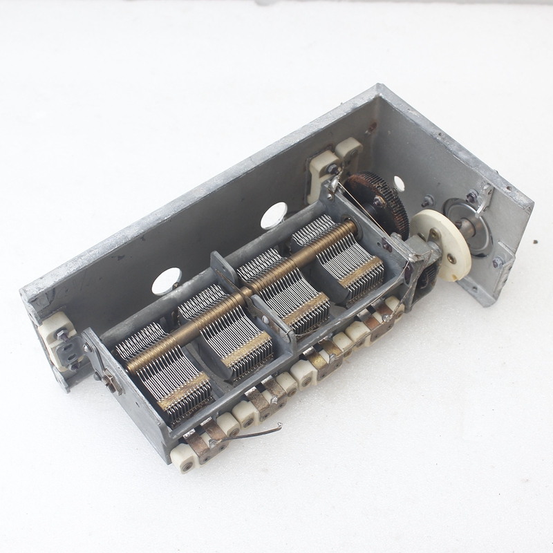 拆机早期4*20PF-500PF左右四连联可调可变电容器带齿轮框架