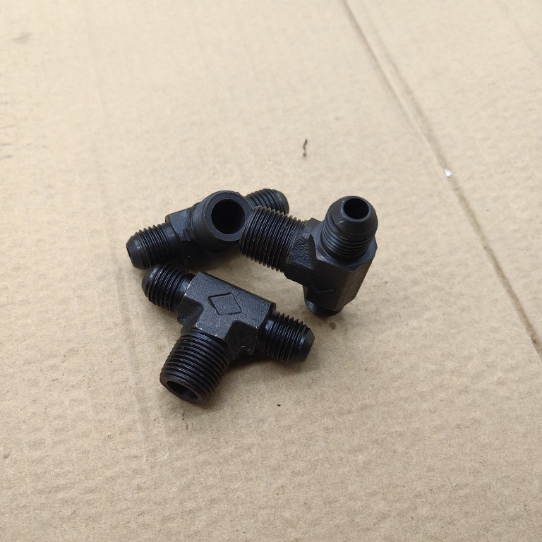 三通中间两端凸口型扩油