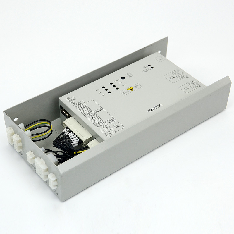 奥的斯电梯门机盒控制变