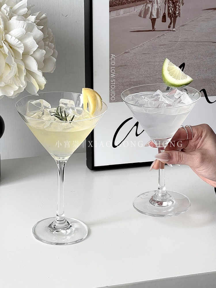 创意玻璃鸡尾酒杯个性马天尼酒杯冷饮杯玻璃高脚杯香槟杯果汁杯子