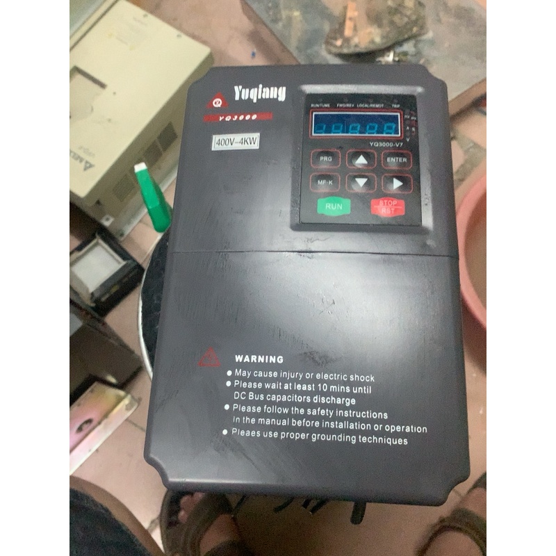 释迦自动化誉��变频器，YQ3000型，功率4KW，电压380V-460