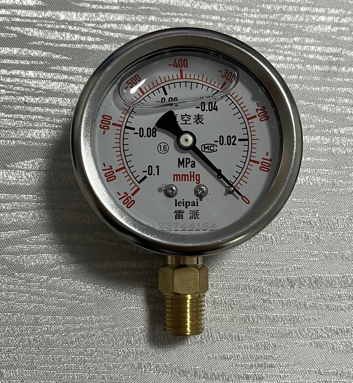 耐振充油真空表加三通个