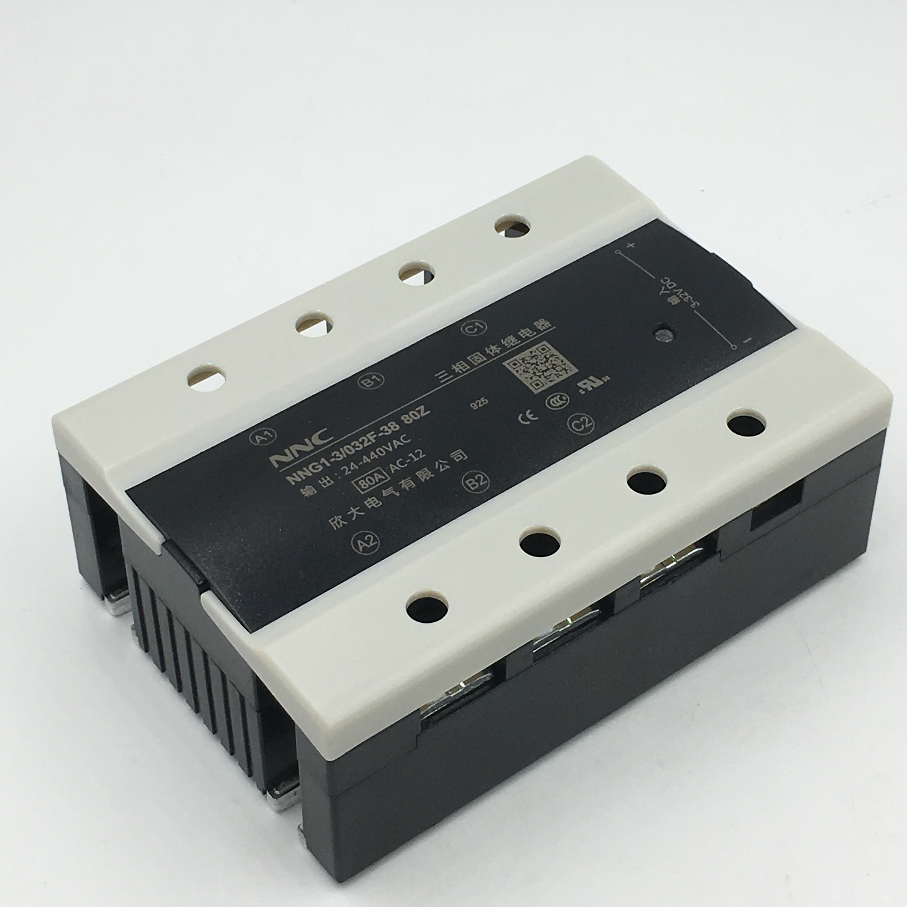 询价NNC欣大直流控制交流三相固态继电器NNG1-3/032F-38 80Z TSR-