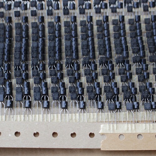 全新KTA1266-GR-AT三极管拍下一件10只价格 2元