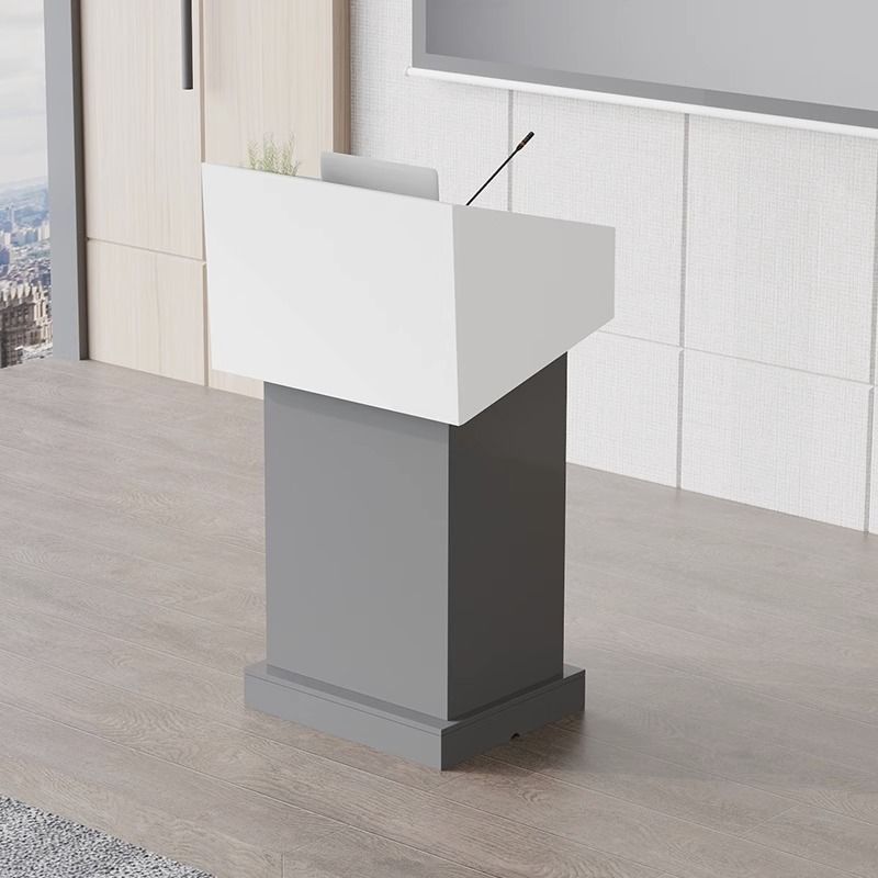 演讲台发言教室桌师主持