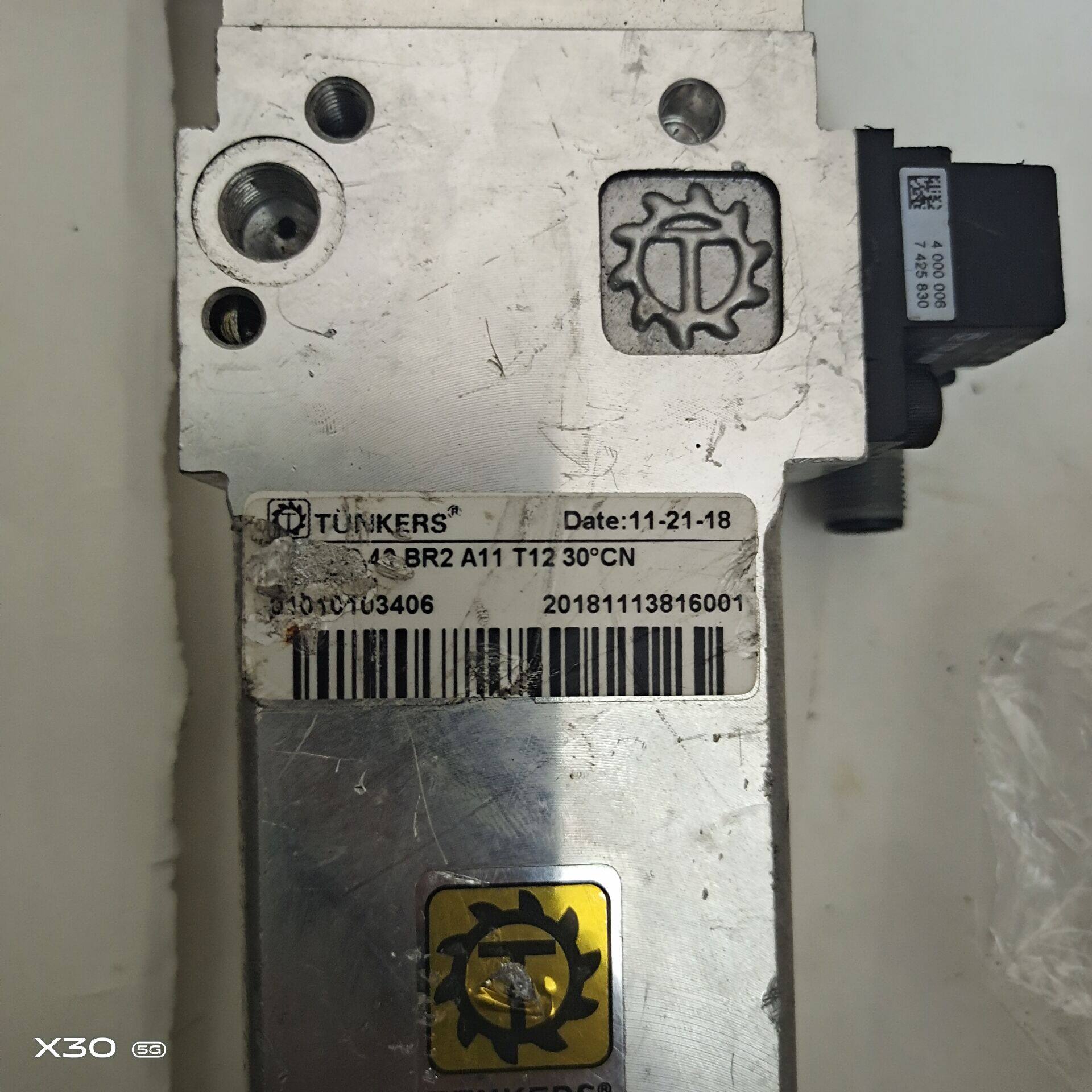 询价德国TUNKERS 德珂斯拆机 强力夹紧气缸 V 40 BR2 A11 T12 30