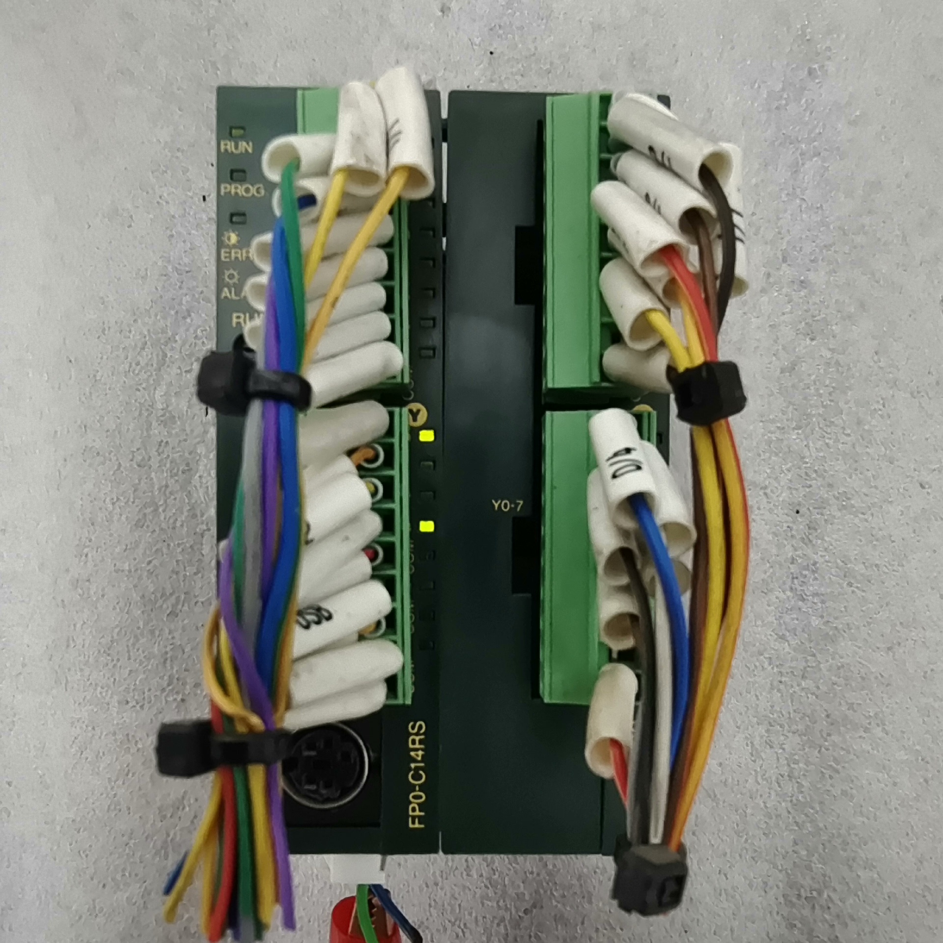 NAiS模块AFP03323-A/FP0-E16RS-A，F议价