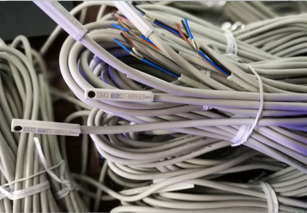 全新原装 D-A93Z  D-C73Z D-M9NZ  D-M9BZ  D-M9PZ 5米线磁性开关