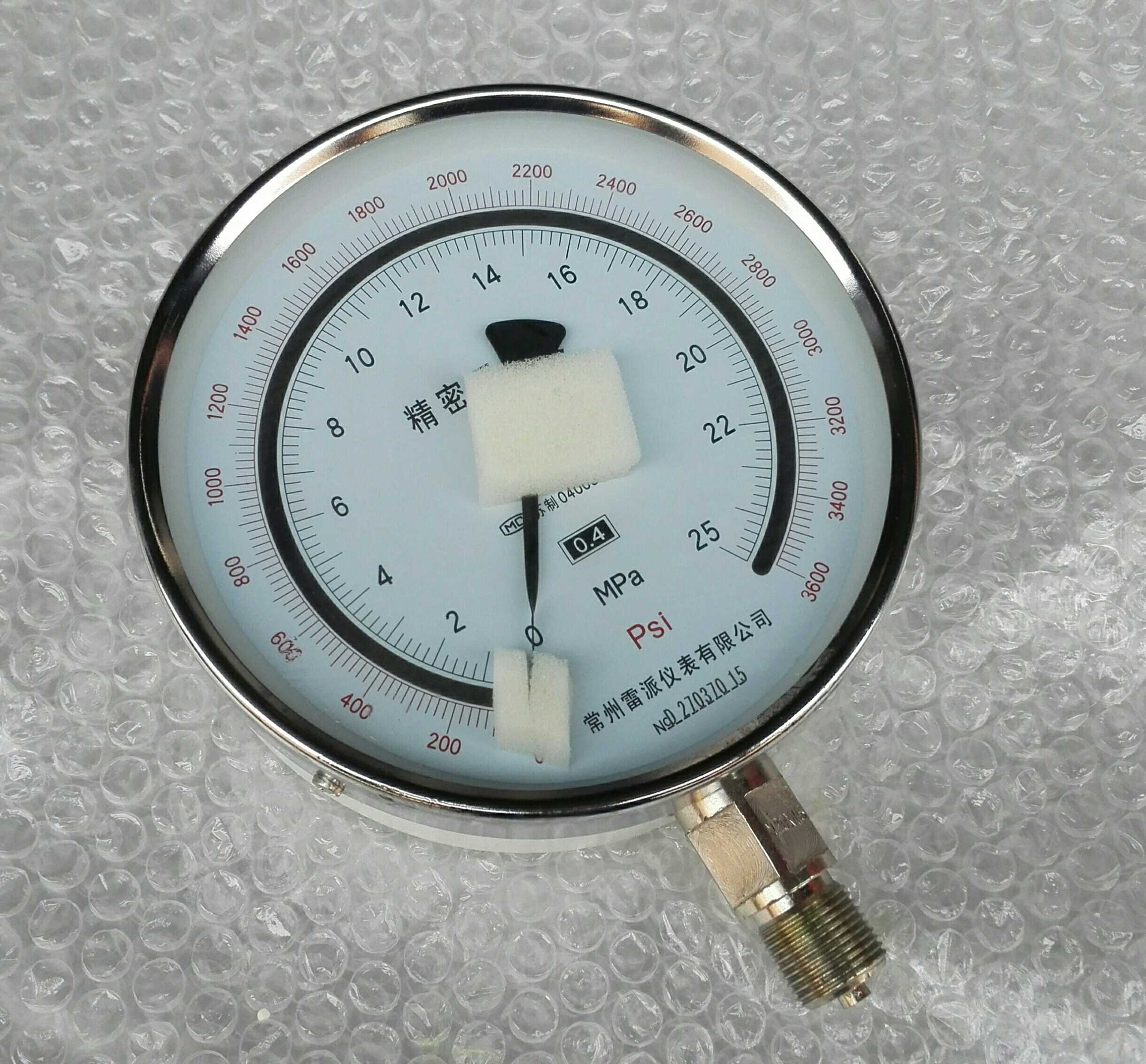 雷派精密压力表直径毫米