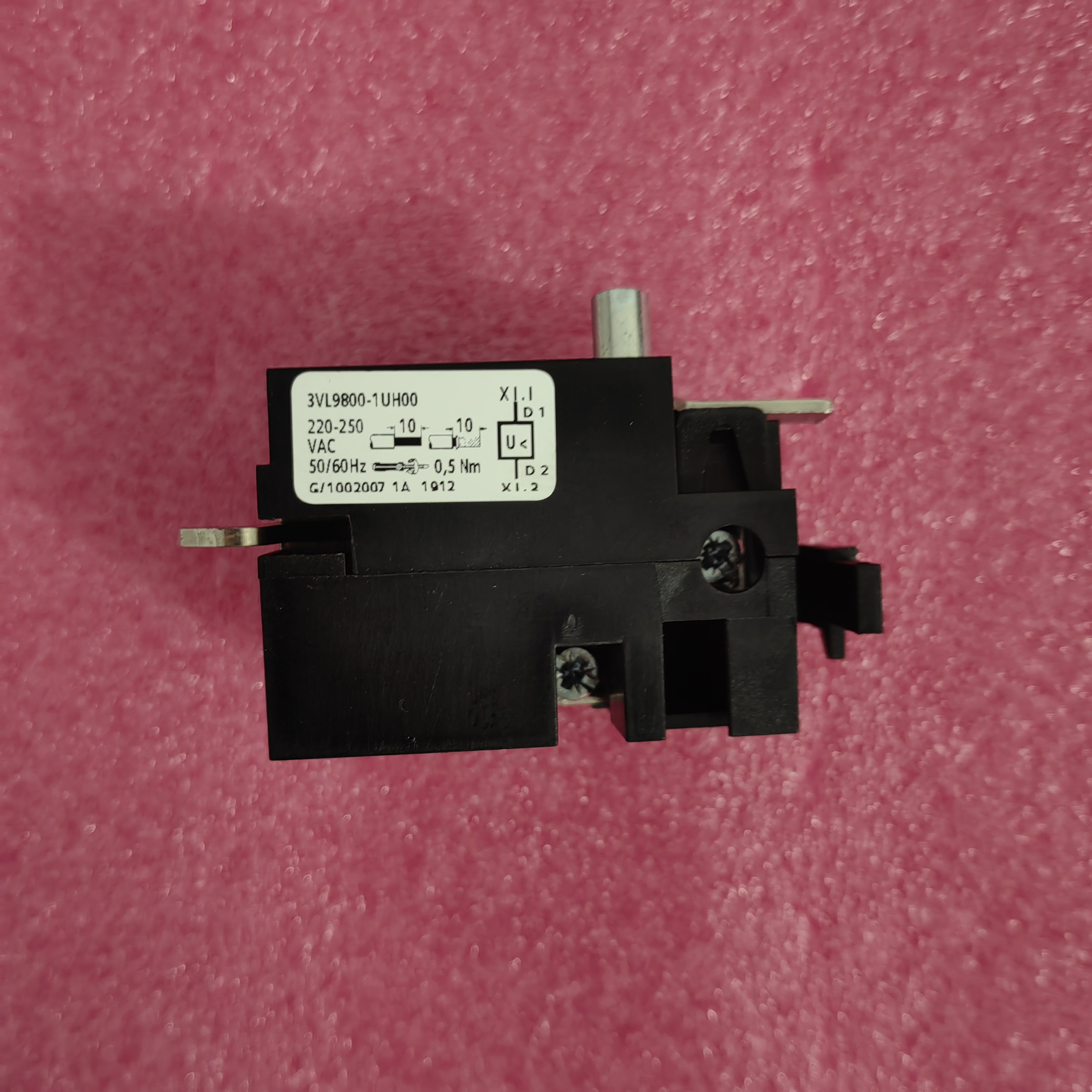 询价 西门子欠压线圈 3VL9800-1UH00 VL630-VL1250通用 AC