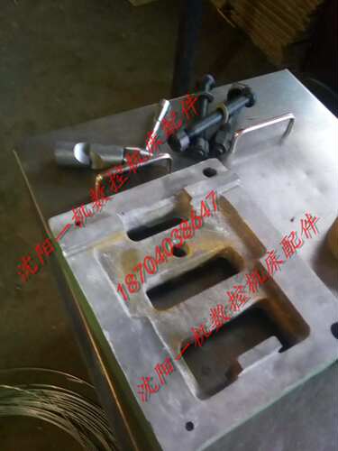 云南机床尾座压板台底原