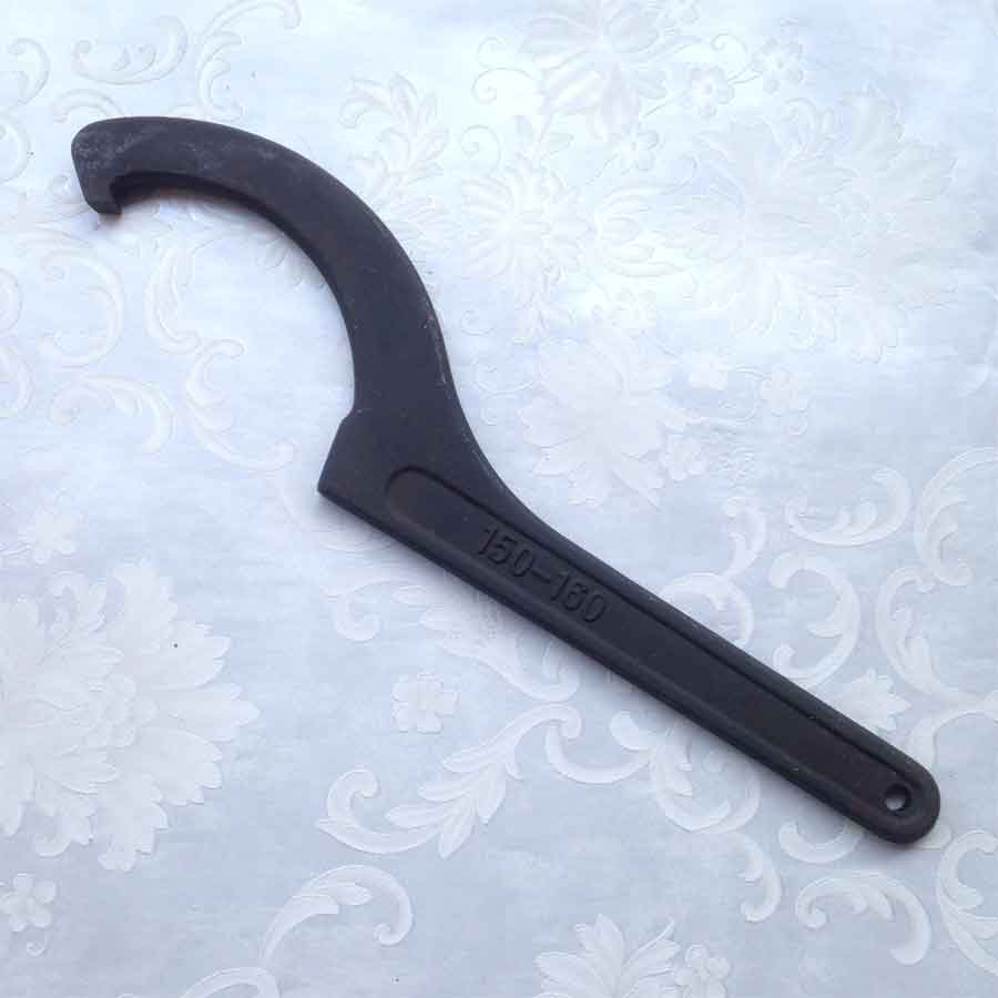 月牙扳手钩形园螺母侧面