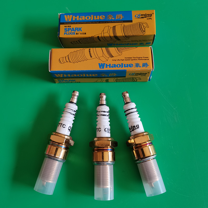火花塞168/170F/188发电机汽油机火花塞F7TC/F6TC/F5TC/AX100