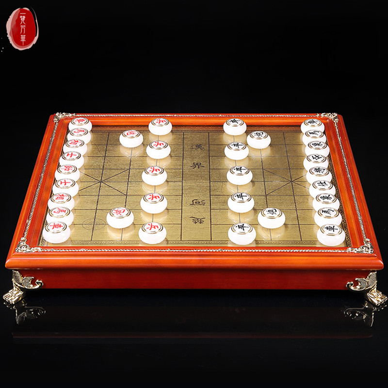 中国象棋盘玉石摆件收藏