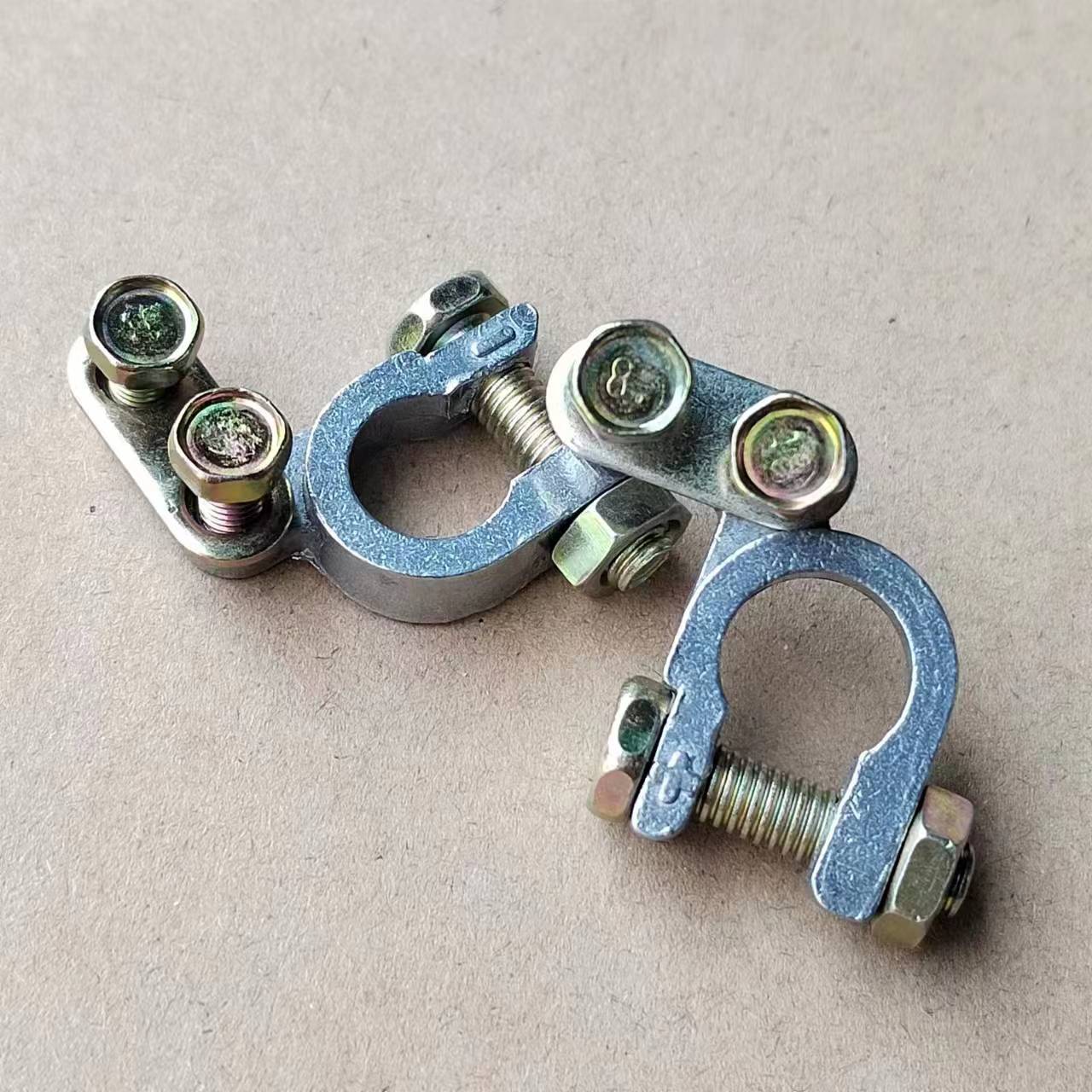 小电瓶卡子汽车蓄池桩头