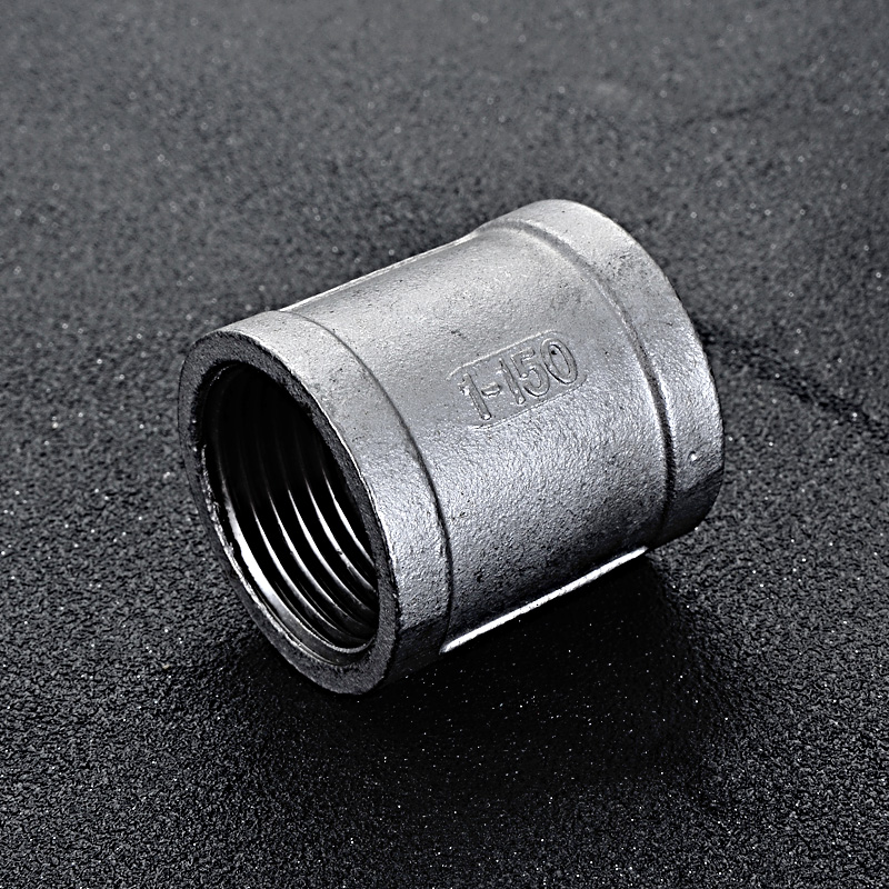 304/316L不锈钢内丝直接精铸内丝直通管箍铸造内螺纹直接头4分6分