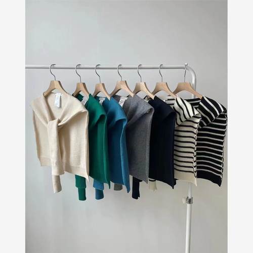 秋季时尚百搭纯色条纹纯色搭肩