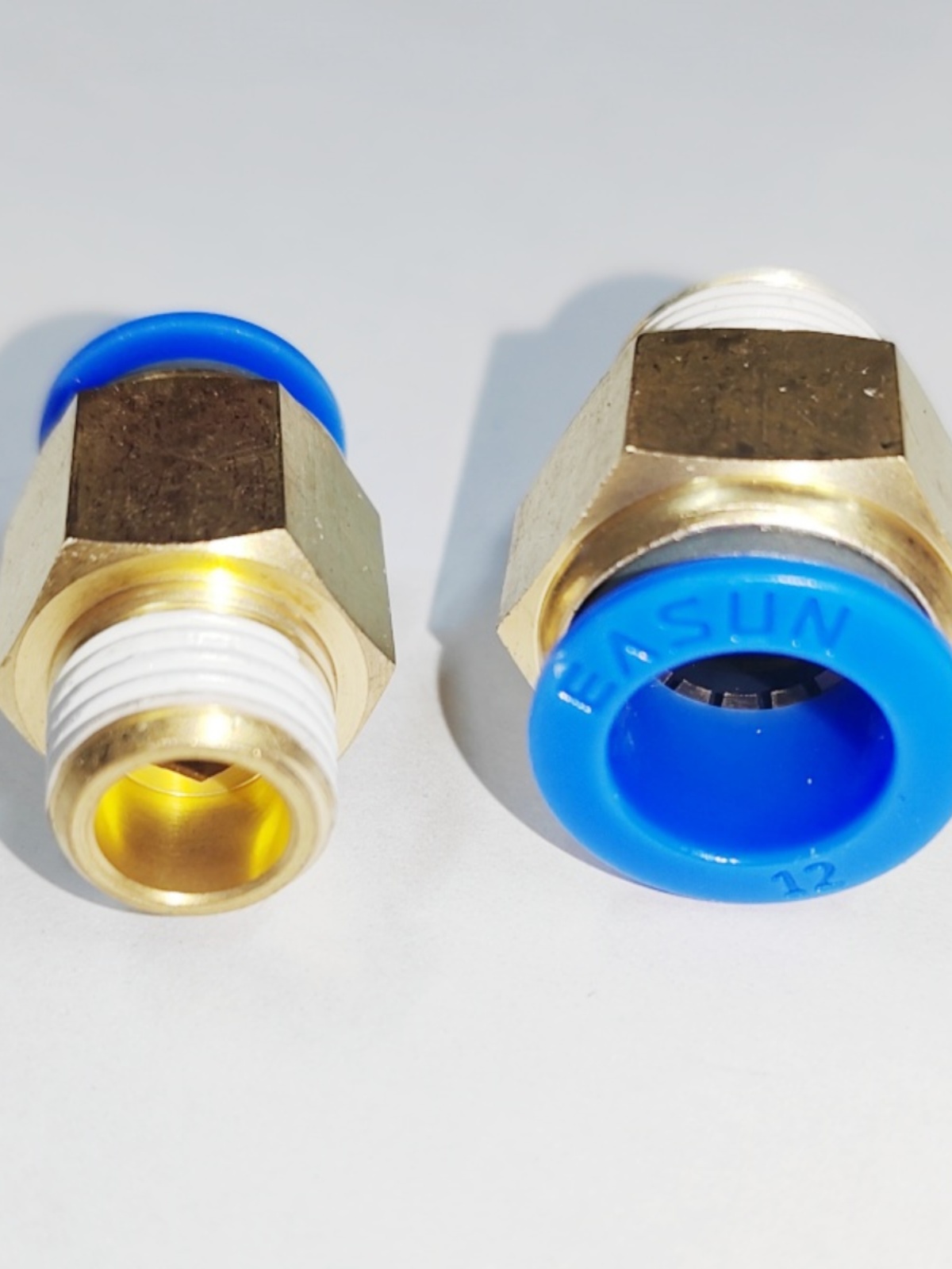 EASUN亿日EPC8-02 4-M5 6-01 10-03 12-04 16-03气动元件快插接头