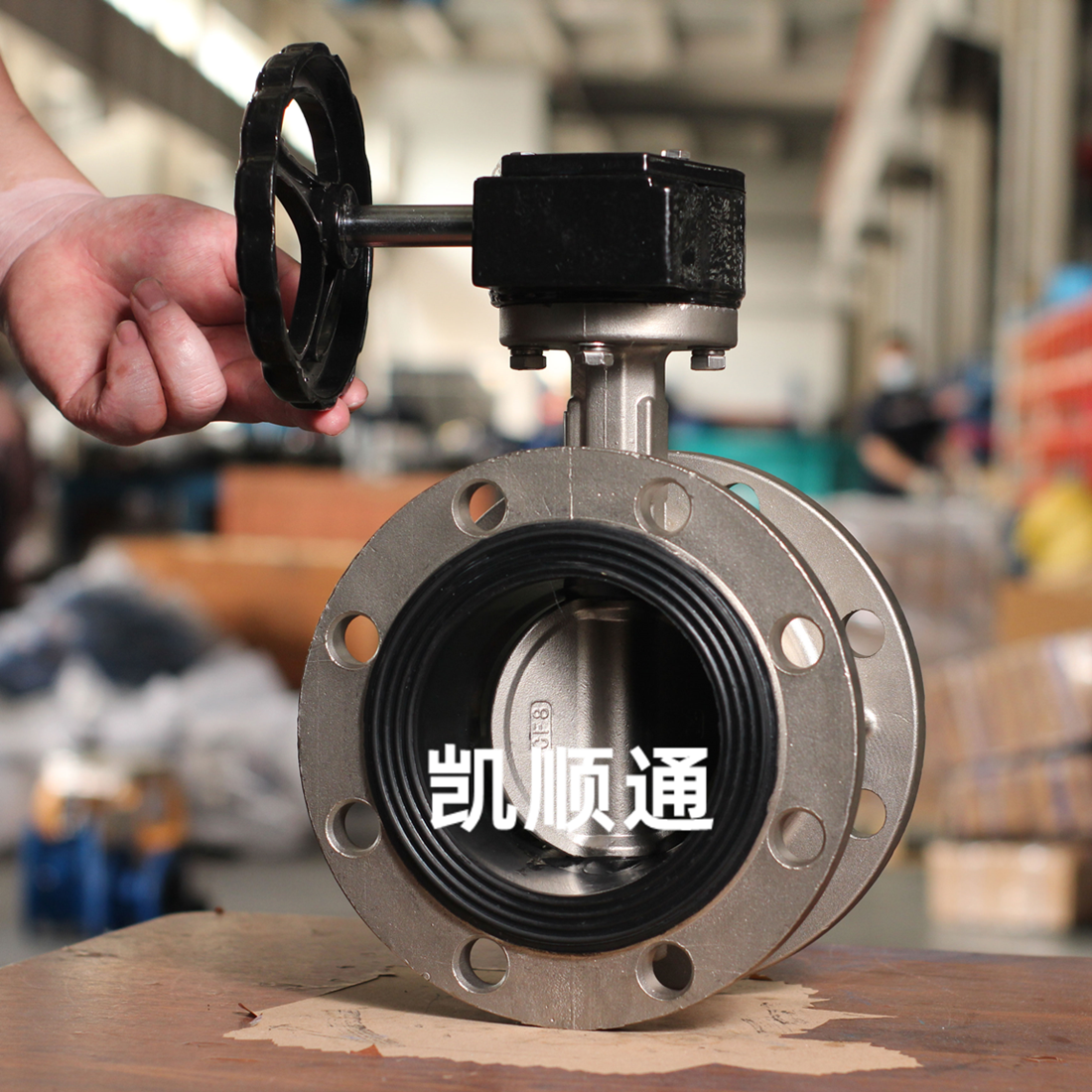 不锈钢法兰蝶阀D341X-10/16P涡轮软密封CF8手动蝶阀DN100 150 200