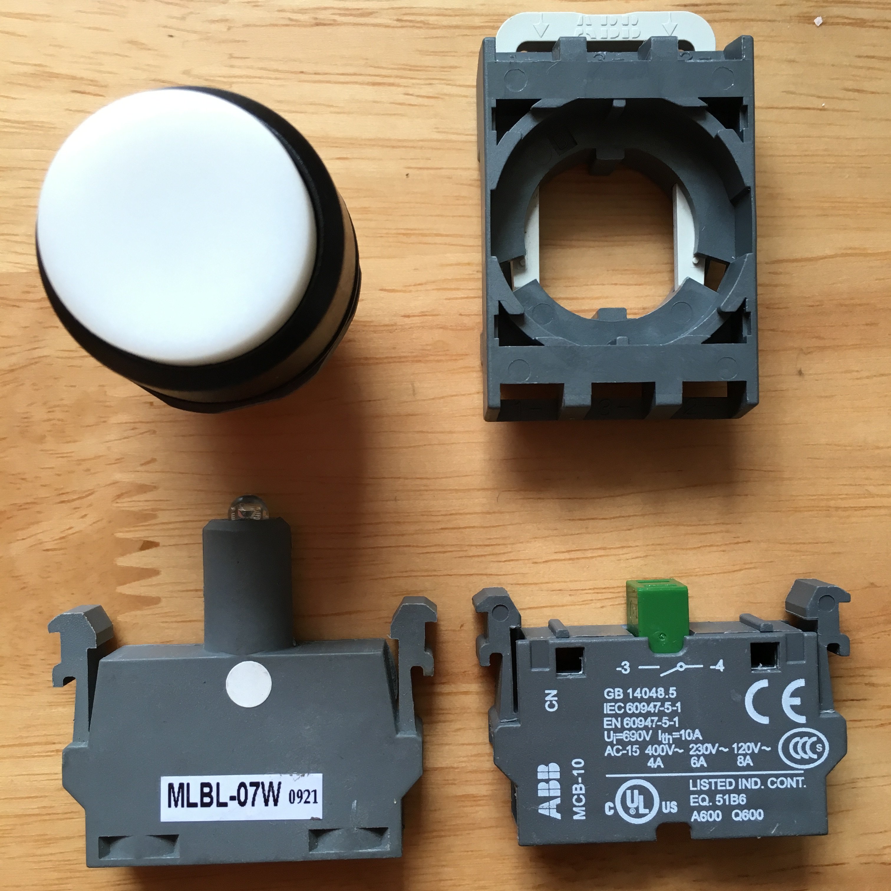 议价 MP3/MP4-11W带灯按钮开关可配MCB-10灯MLBL-07W白色按钮,电子/电工,其它,淘宝优惠券,粉丝福利购,淘宝优惠卷