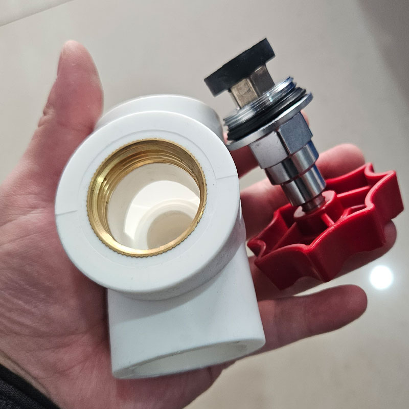 同款川白升降截止阀全新