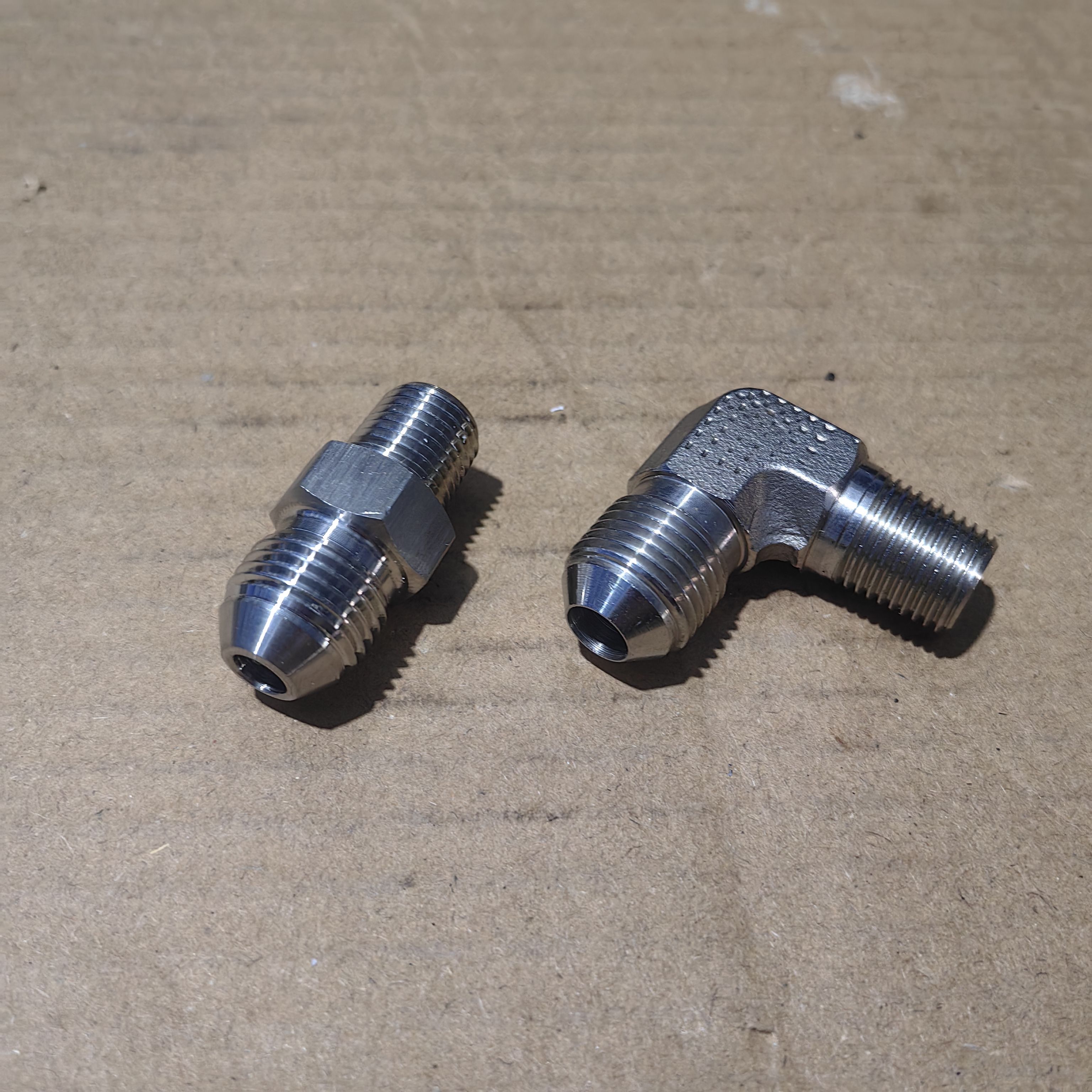 不锈钢液压接头转扩口型