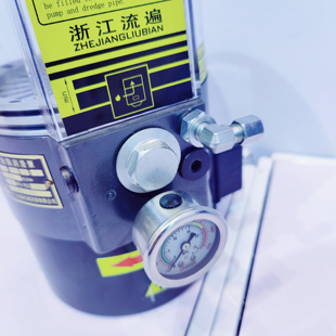 2ZI K20 2ZKI现货 浙江润滑油泵扬力广锻冲床电动黄油泵LRB1 新款