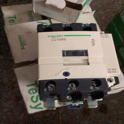 议价交流接触器+LC1D65B7C+220ｖ+50HZ 工