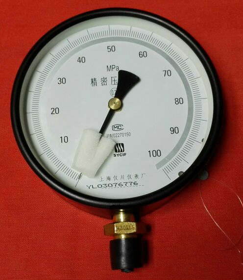 级精密压力表直径向立式
