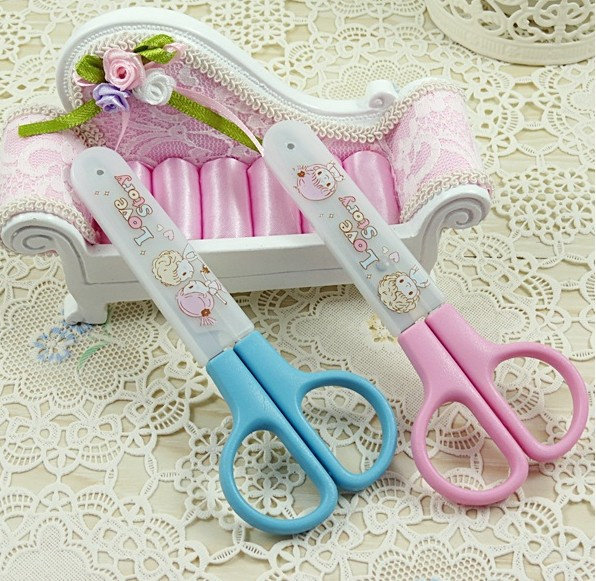 爱好文具小巧不锈钢剪刀带保护套安全学生剪刀美工剪刀2301,农用物资,可移动滴灌袋,淘宝优惠券,粉丝福利购,淘宝优惠卷