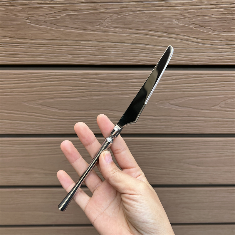 小蛮腰实心不锈钢西餐餐具刀牛排刀主餐刀家用成人切牛排刀牛扒刀