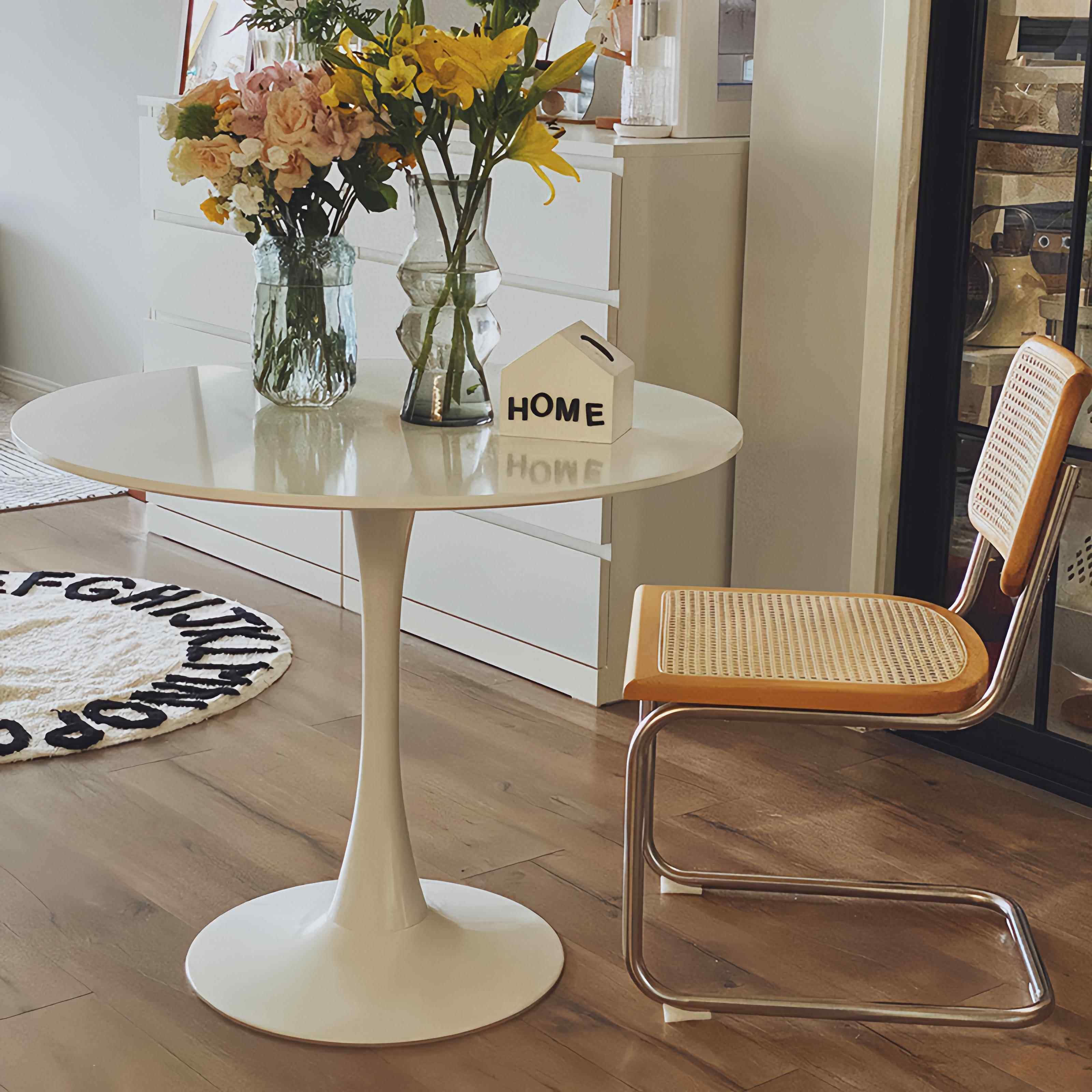 北欧白色奶油风郁金香小户型阳台茶边几咖啡休闲圆形餐桌椅子组合