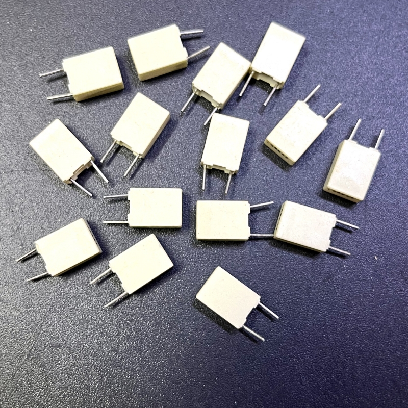 意大利薄膜电容无极脚距