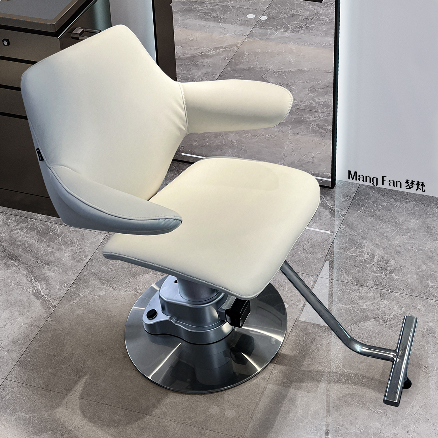 新款高端理发店椅子发廊专用烫染区剪发座椅美发店凳子可升降潮店,ZIPPO/瑞士军刀/眼镜,酒具,淘宝优惠券,粉丝福利购,淘宝优惠卷