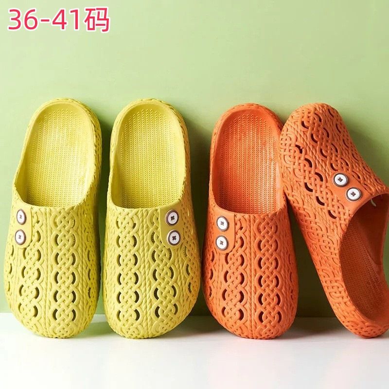 厚底洞洞鞋女款外穿2024新款夏天防滑增高沙滩凉鞋女士夏季拖鞋子