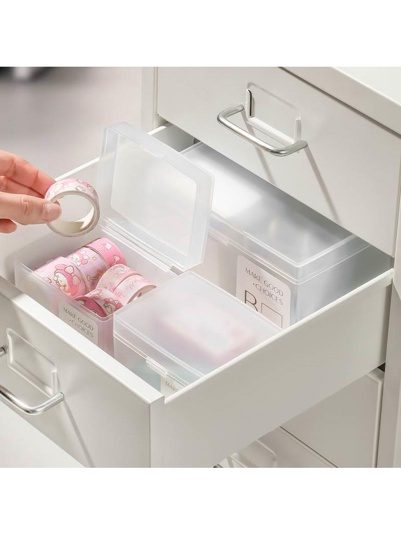 小型收纳盒透明桌面上物