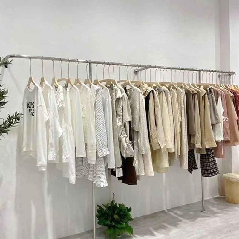 女装店货架展示落地式上