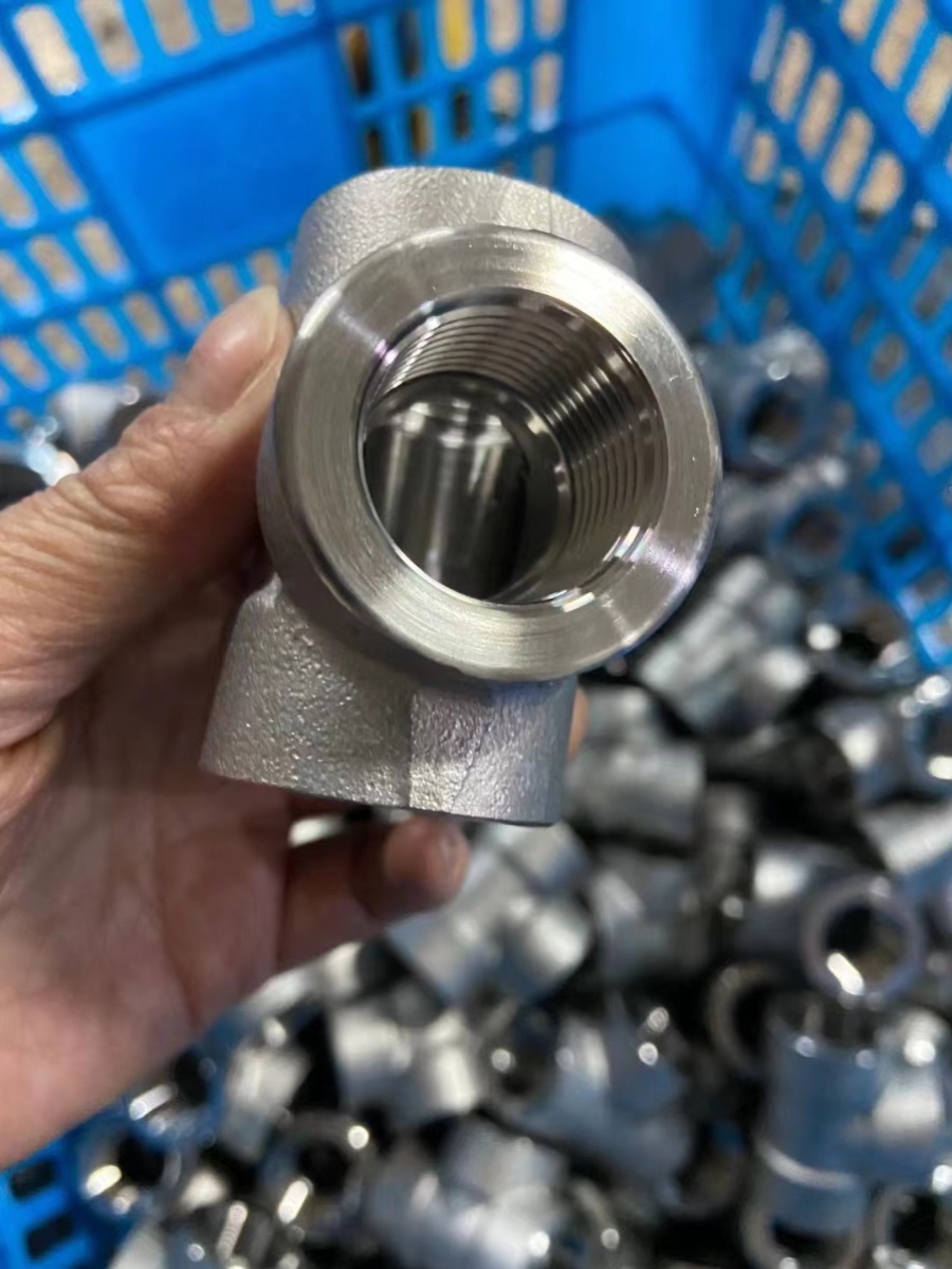 内丝三通不锈钢耐210KG高压管件304加厚内牙螺纹T型正三通锻打316