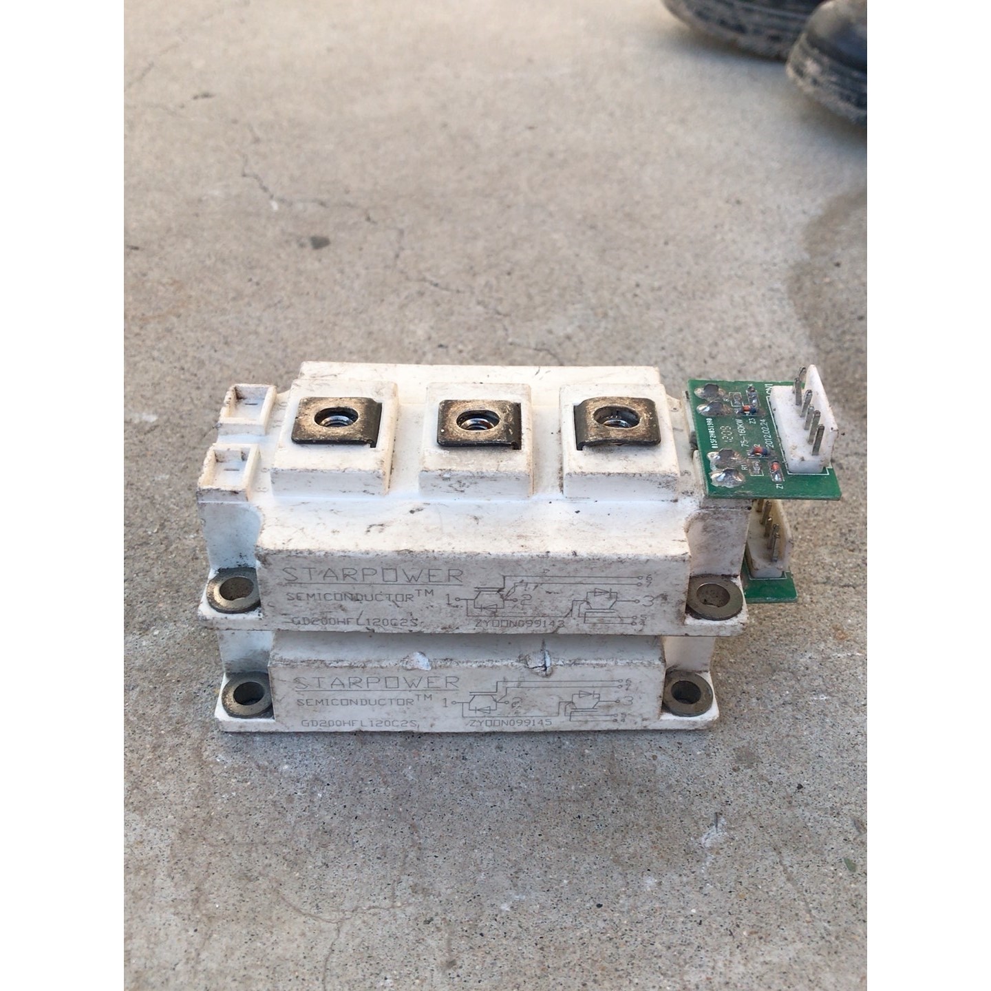 释迦自动化斯达 STARPOWER GD200HFL120C2S