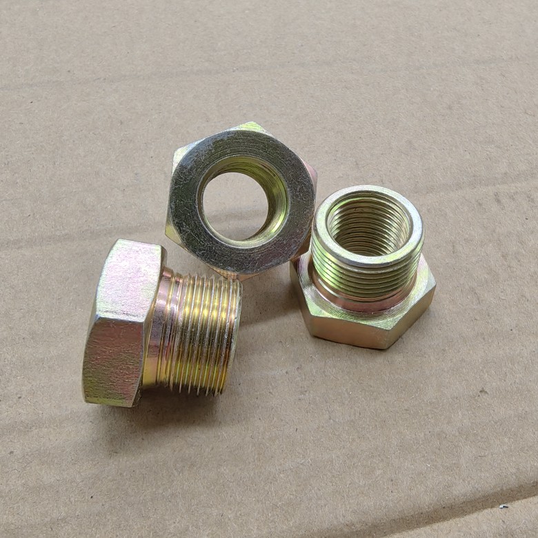 补芯外丝转内高压铁材料