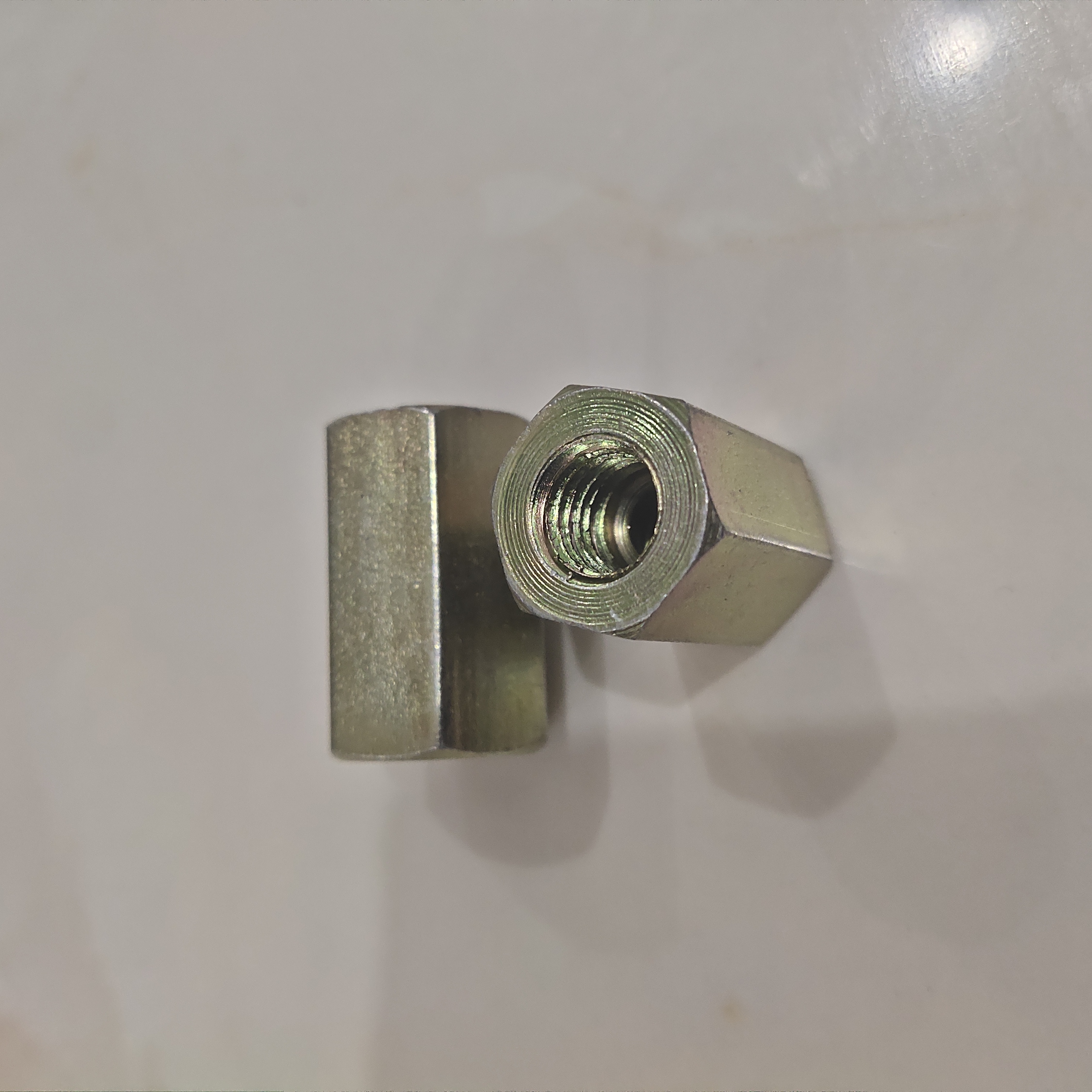 双内丝接头转牙管箍大小