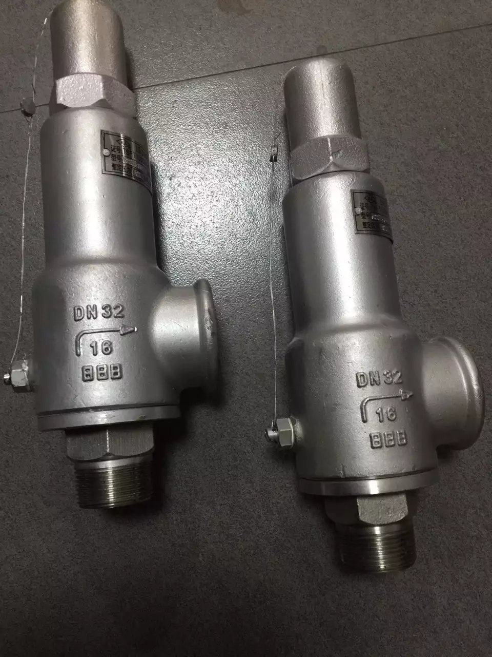 中国天正安全阀启式弹簧